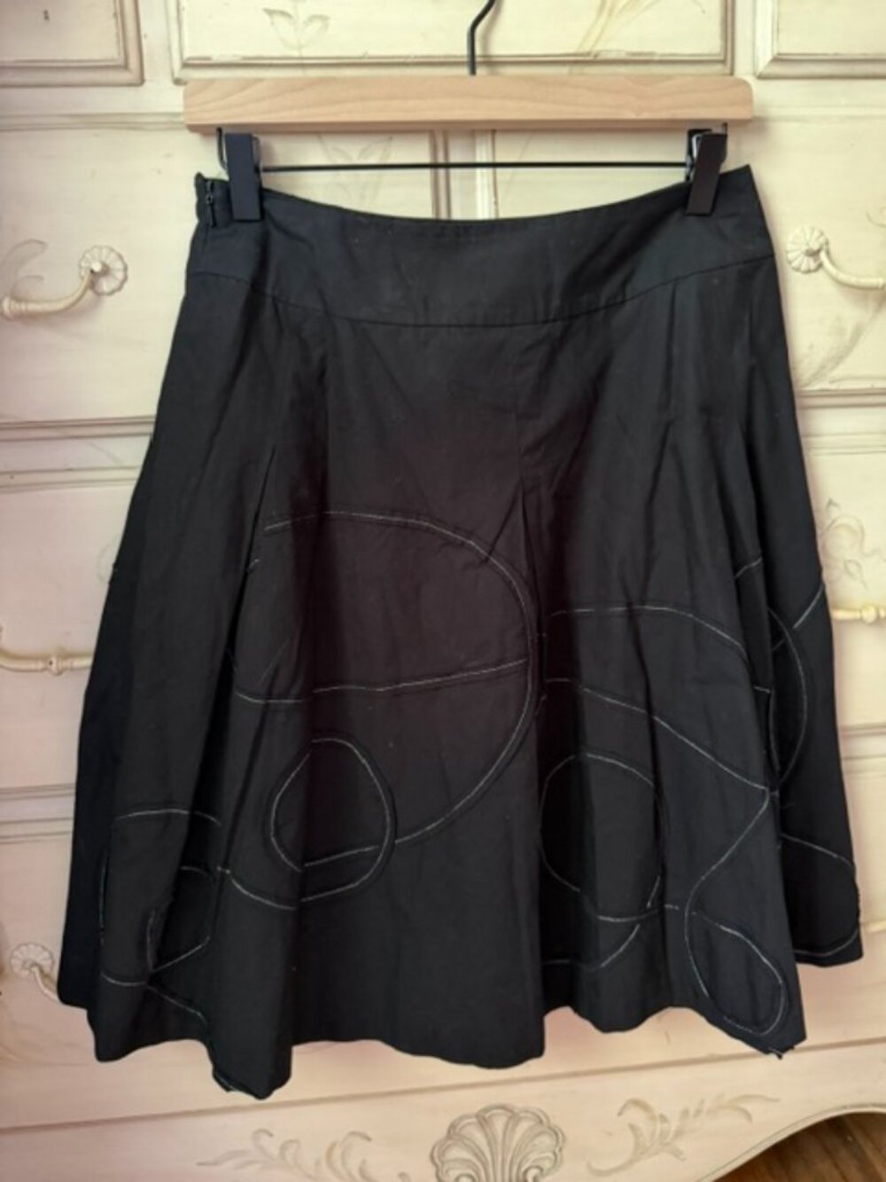 Talbots Women's Black w/ Subtle Silver Accent Circle Skirt- size 6P- 100% cotton